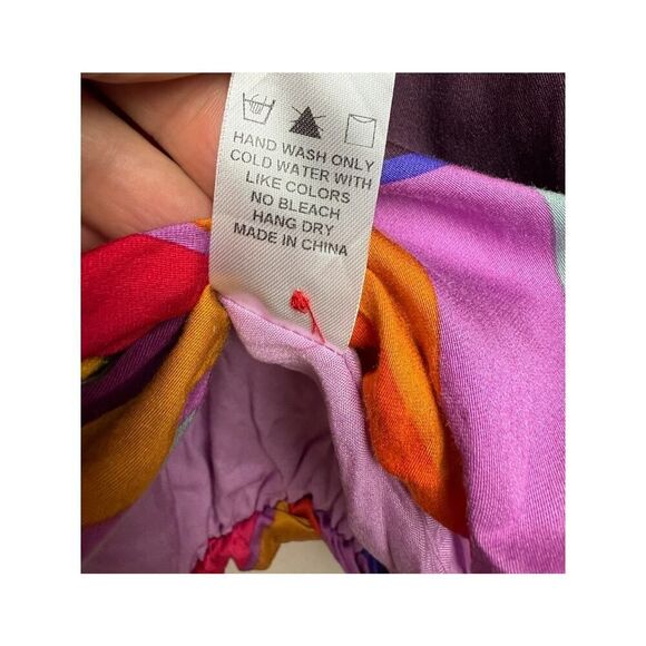 Karlie Mosaic Button Up Vneck Top NWT Sz. S - Picture 5 of 7